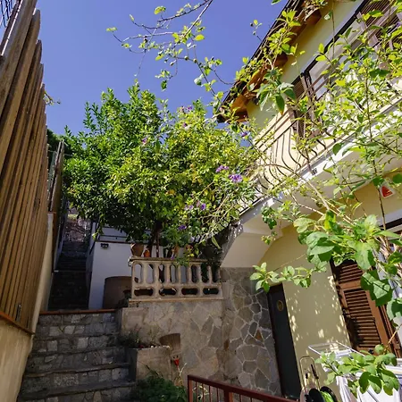 Lomellina Bay Διαμέρισμα Varazze