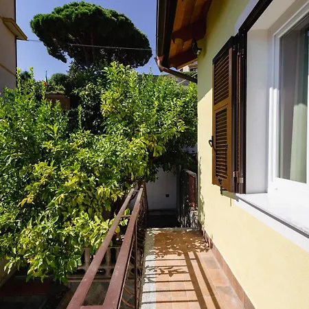 Lomellina Bay Appartement *